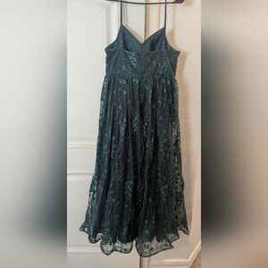 Elegant Dark Green Floral Lace Dress